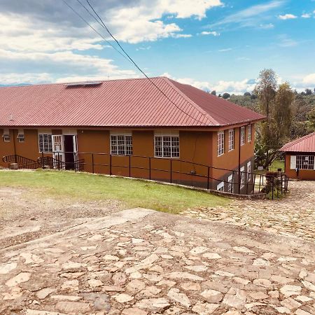 Yes Hostel Fort Portal Экстерьер фото