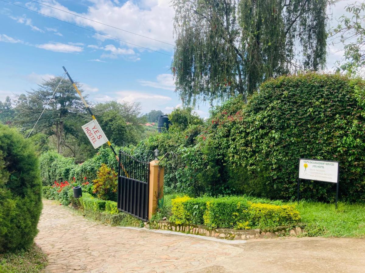 Yes Hostel Fort Portal Экстерьер фото
