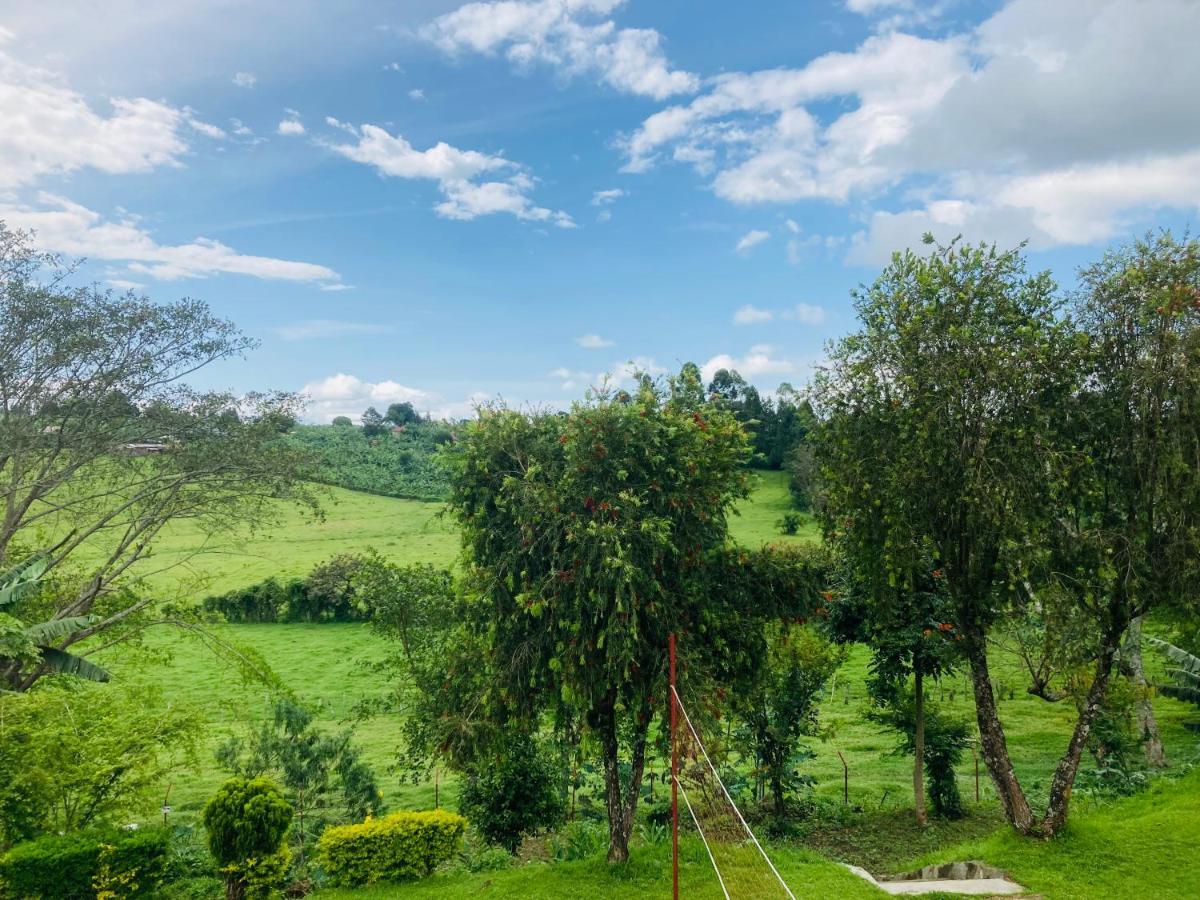Yes Hostel Fort Portal Экстерьер фото